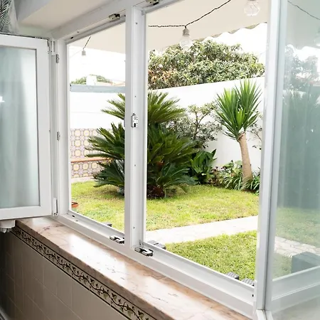 2 Bedroom House - Sol Do Murtal Apartment Parede