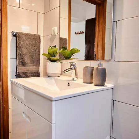2 Bedroom House - Sol Do Murtal Apartment *