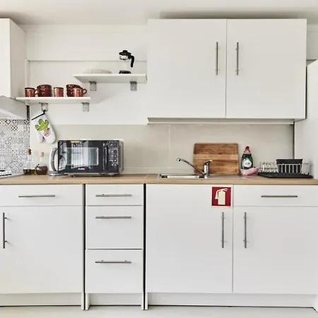Apartment 2 Bedroom House - Sol Do Murtal *